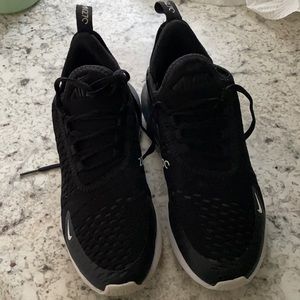 Air max 270, youth size 5